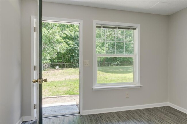Building Photo - 265 Shady Marsh Trail