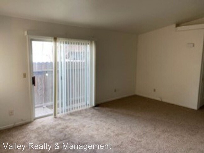 Building Photo - 609 Linda Kay Ct