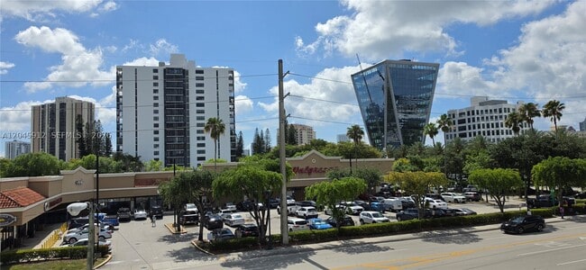Foto del edificio - 20201 NE 29th Ct