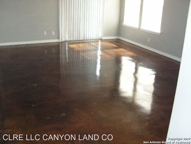 Foto del edificio - 3 br, 2 bath House - 6602 NORA VISTA WAY