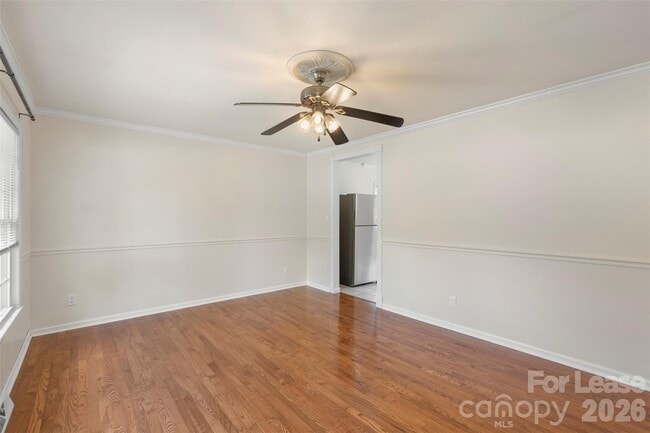 Foto del edificio - 3124 Edsel Pl