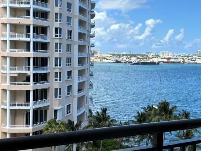 Foto del edificio - 540 Brickell Key Dr