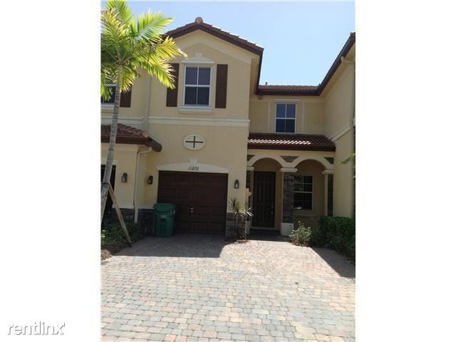 Foto del edificio - 3 br, 2.5 bath House - 11272 NW 87th St