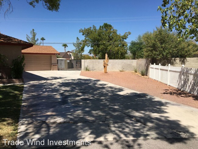 Building Photo - 6130 W Gowan Rd