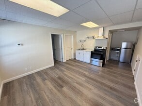 Building Photo - 1131 Luchessi Dr