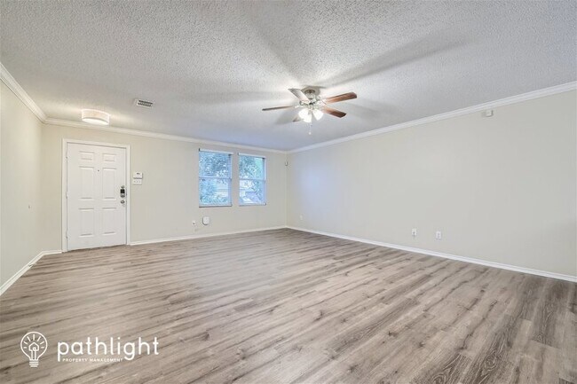 Foto del edificio - 725 Granite Ridge Drive