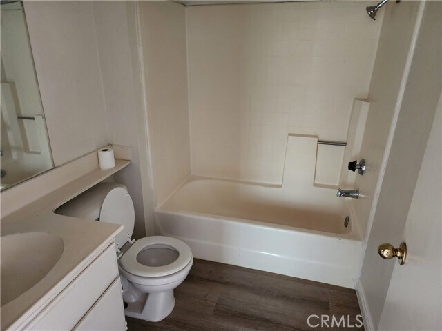Foto del edificio - 840 E Cedar St