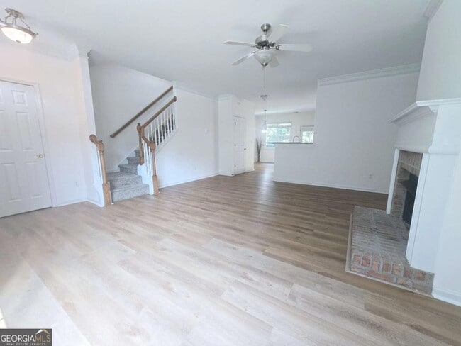 Building Photo - 1318 Guilderoy Ln