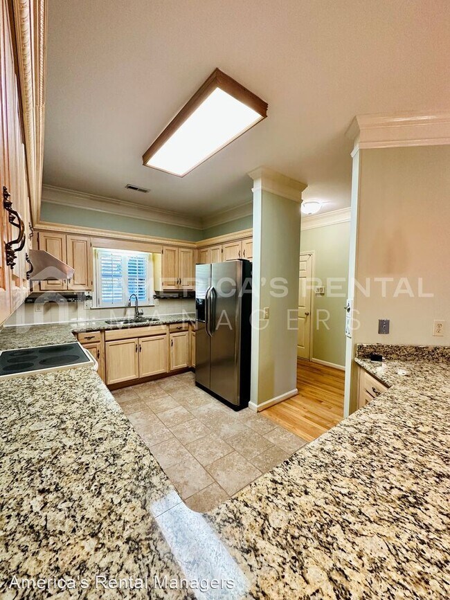 Foto del edificio - 2 br, 2.5 bath House - 4674 Lake Valley Drive