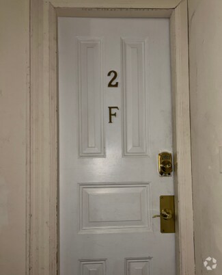 Building Photo - 464 Beacon St