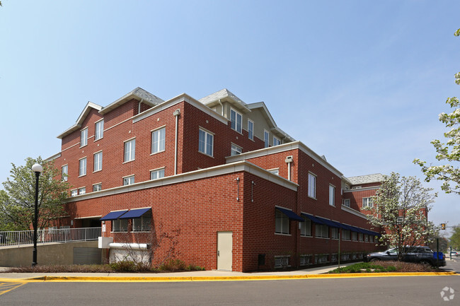 Building Photo - Terraces at Deerfield