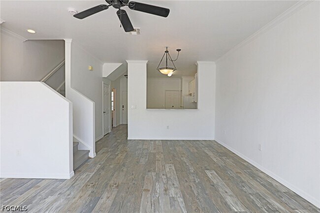 Foto del edificio - 3629 Pine Oak Cir