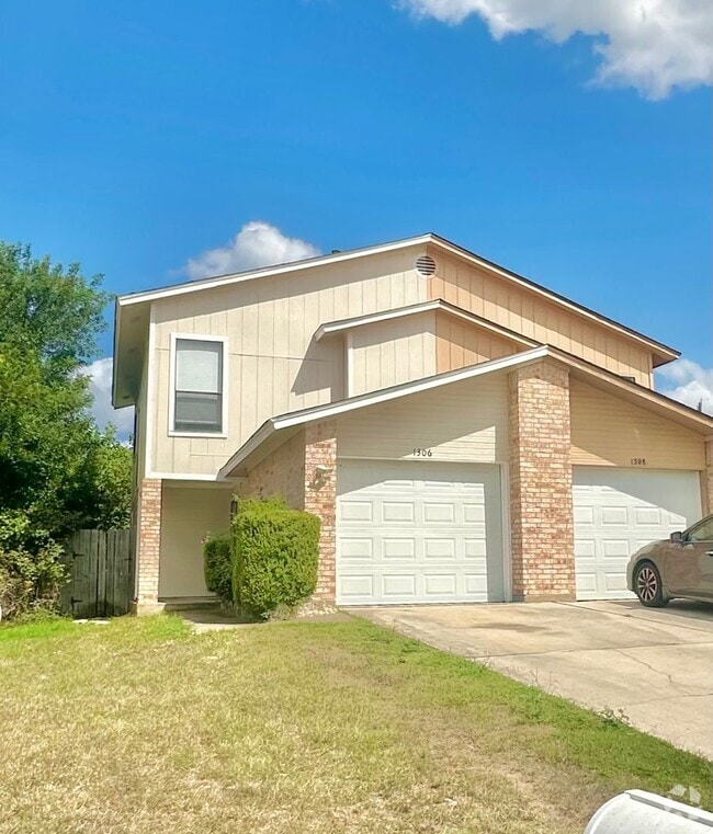Building Photo - 1306 Westway Dr