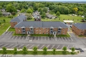 Foto del edificio - 624-664-664 Highland Dr