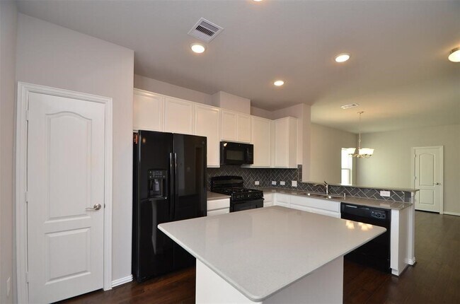 Foto del edificio - 3210 Harmony Creek Ln