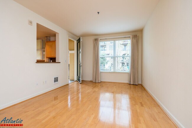 Building Photo - Bryant Place Condo | Downtown Mountain View