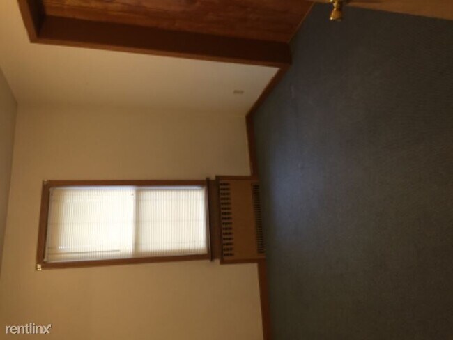Foto del edificio - 413 Robinwood Rd