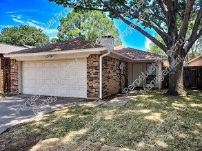 Building Photo - 1714 Magnolia Ln