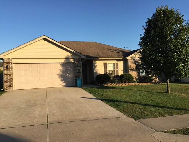 Vista frontal - 5110 Aspen Ridge Dr