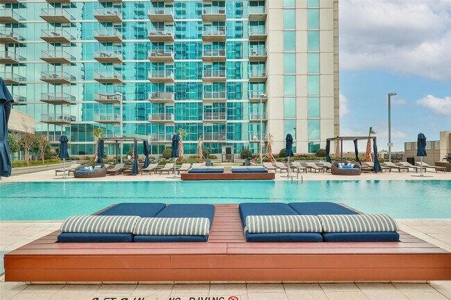 Foto del edificio - 5925 Almeda Rd