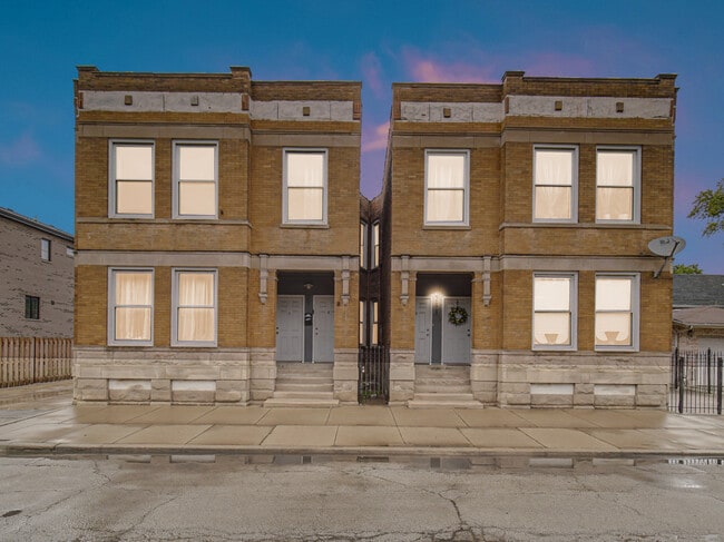 Building Photo - 2610 W 38th St