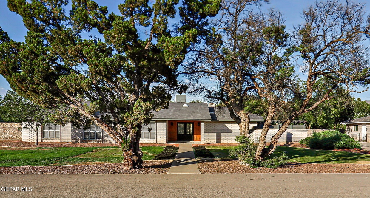 Primary Photo - 4828 Ballerina Dr