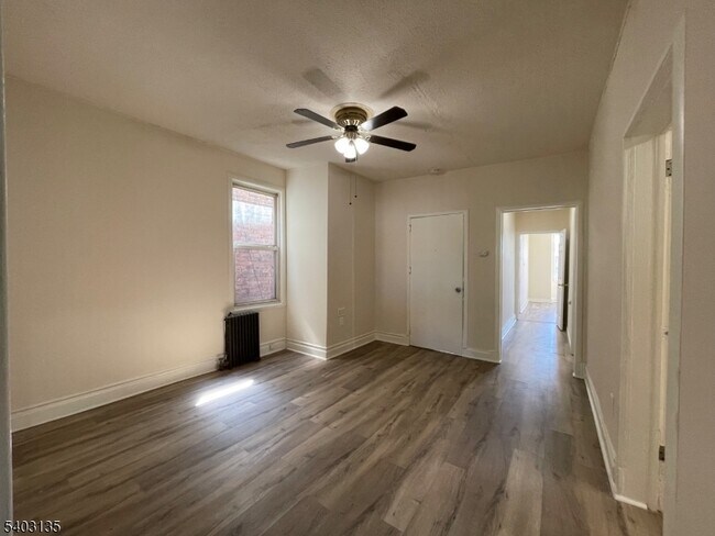 Foto del edificio - 115 Park Ave