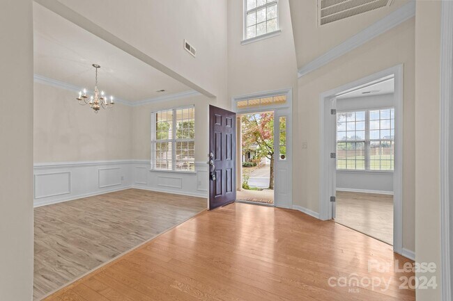 Building Photo - 13722 Delstone Dr