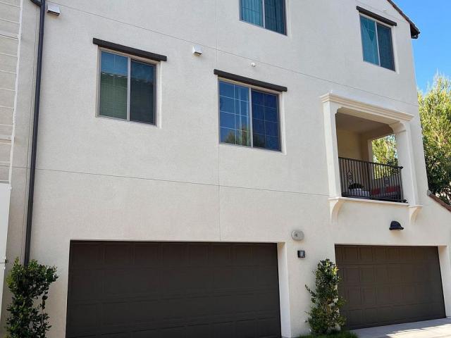 Building Photo - 2 bedroom in Irvine CA 92618