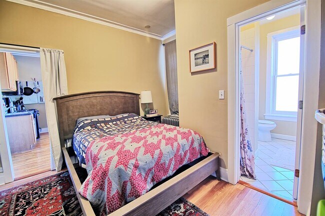 Foto del edificio - 4452 Ashland N Ave