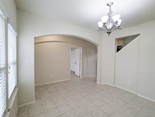 Building Photo - 7239 Autumn Sun Dr