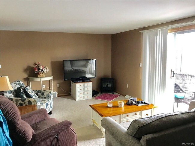 Building Photo - 471 Burroughs Dr