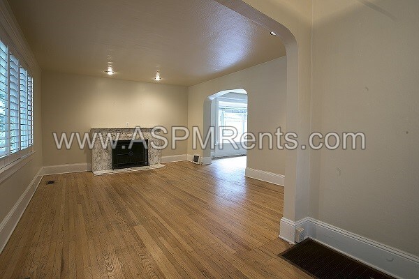 Foto del edificio - 944 S Lincoln St