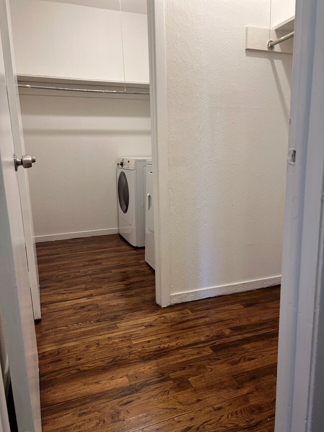 Building Photo - Branford Hills Apartments