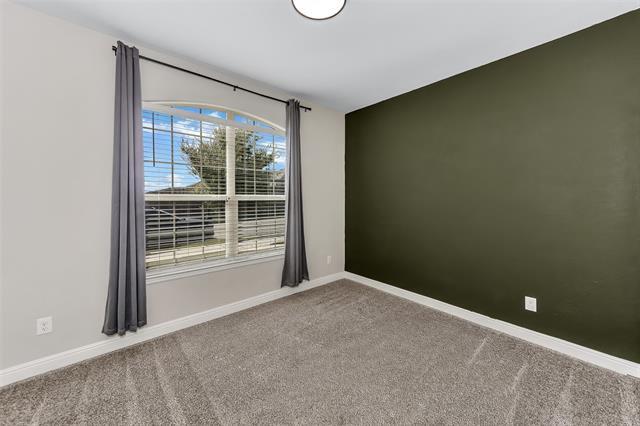 Foto del edificio - 11524 Leeson St