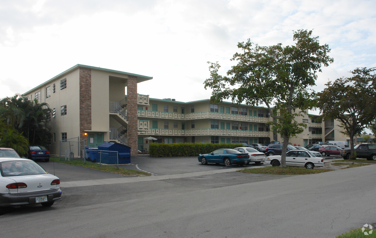 Primary Photo - Executive Rental Apartments