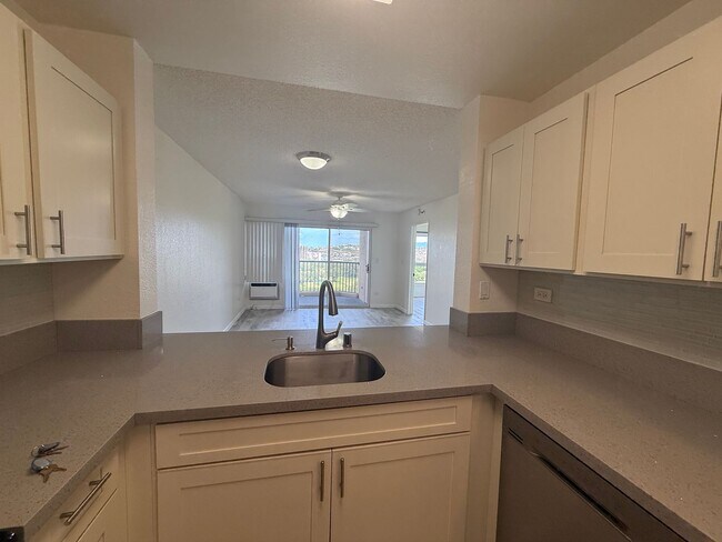 Foto del edificio - Country Club Village Building 5, 2-bedroom...