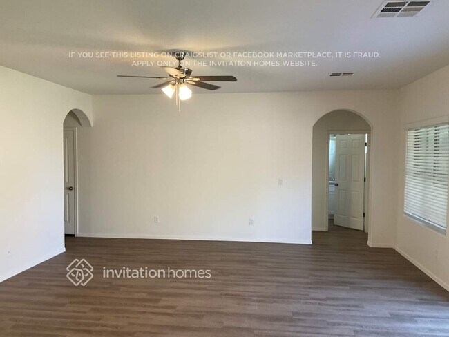 Foto del edificio - 3402 E Vernon St