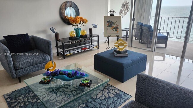 Foto del edificio - 881 Ocean Dr