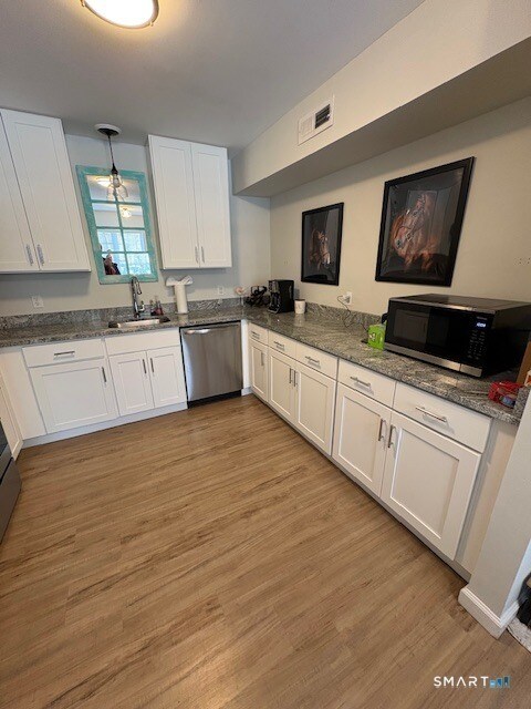 Foto del edificio - 77 Lyme St