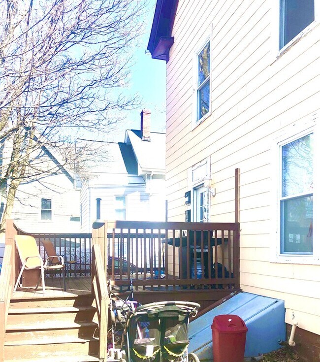 Foto del edificio - 9 Laurel St