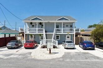Building Photo - 3904 Ocean View Dr