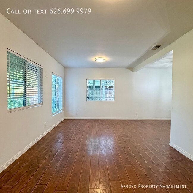 Building Photo - 808 Beckville St