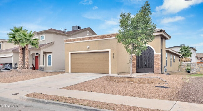 Building Photo - 7205 Copper Canyon Drive