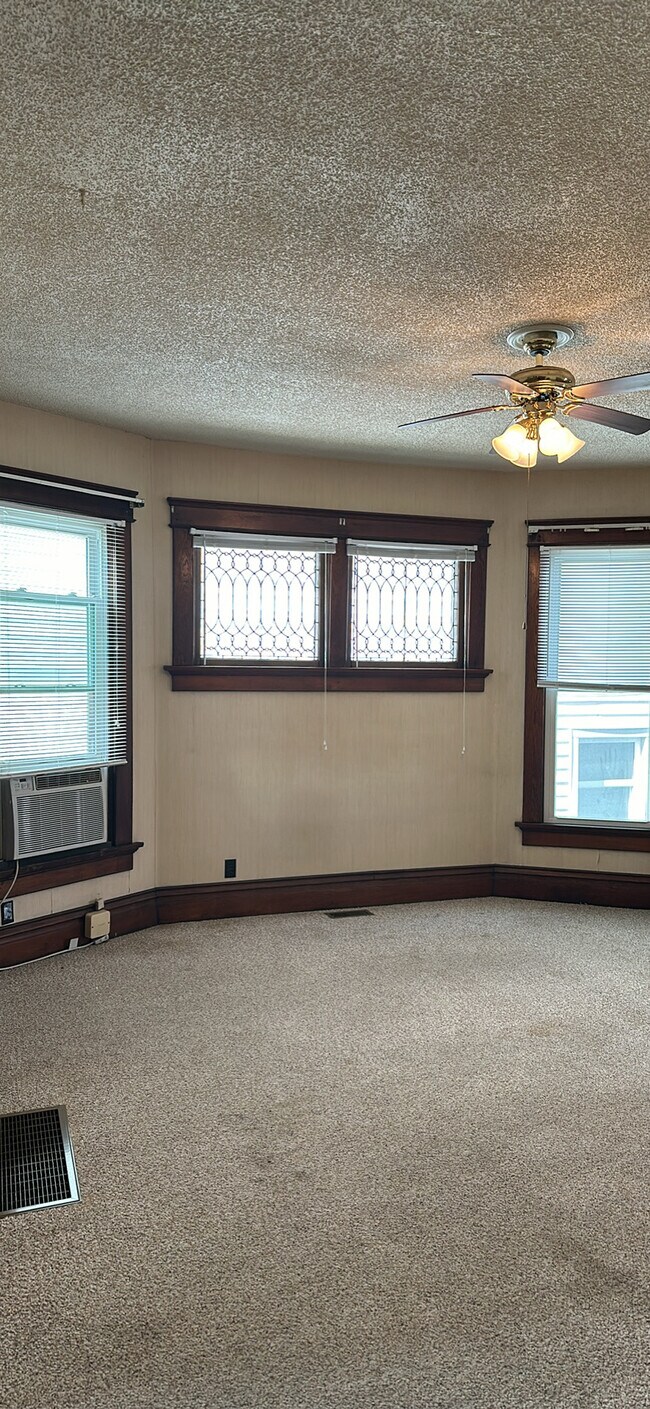 Foto del edificio - 1607 S 7th St