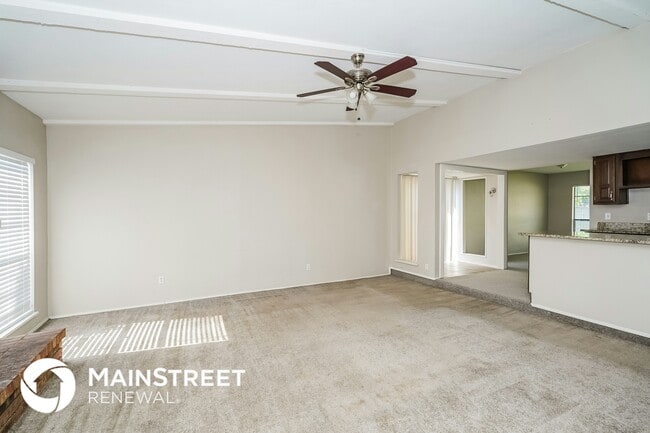 Foto del edificio - 7516 Four Winds Dr