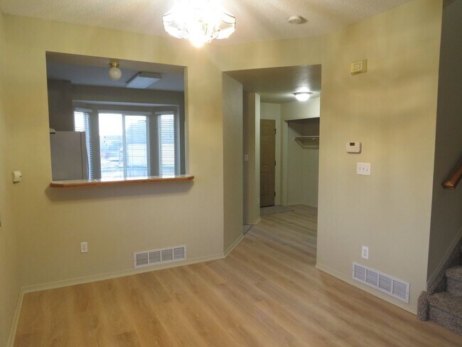 Foto del edificio - 3 Bedroom home on a corner lot