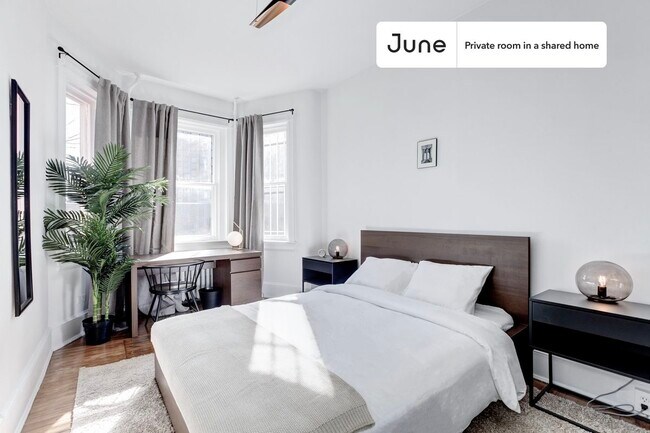 Building Photo - Room in Shared 4 bed/1.5 bath home in Capitol Hill