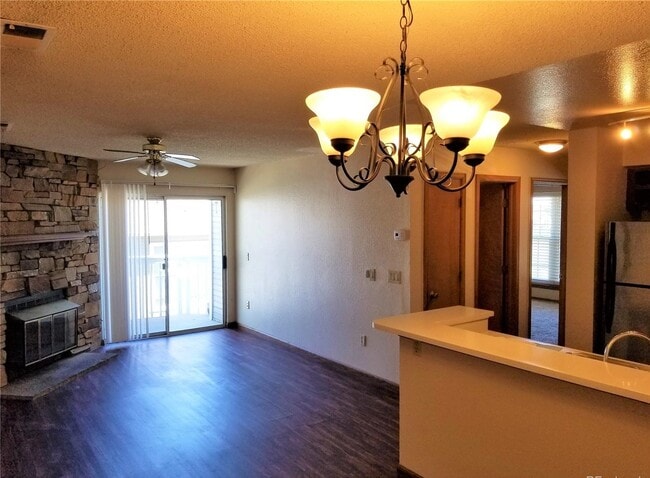 Building Photo - 4450 S Pitkin St