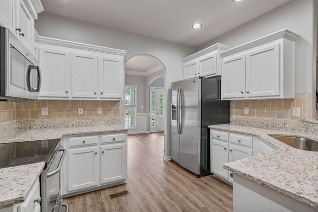 Foto del edificio - 3687 Vine Spgs